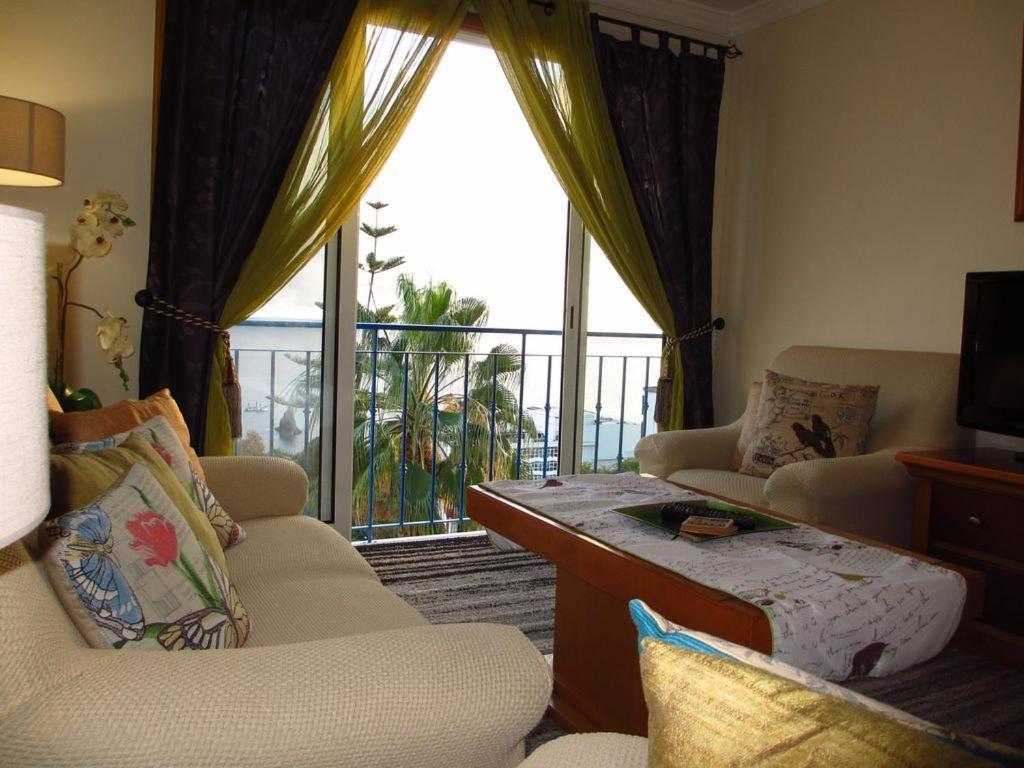 Apartament Acqua Marina Funchal  Zewnętrze zdjęcie